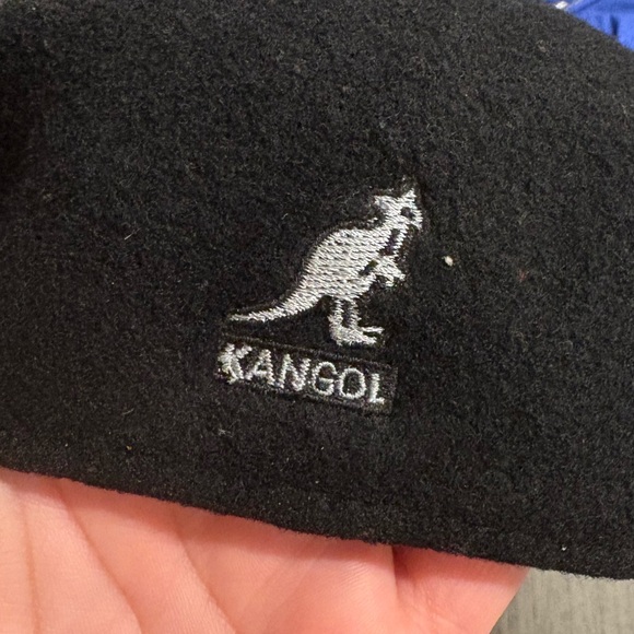 Vintage Kangol beret Classic 100% pure new wool Black Beret hat - Picture 1 of 8